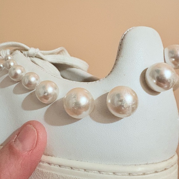 Stuart Weitzman Goldie Sneakers in White Action Leather - Picture 5 of 15